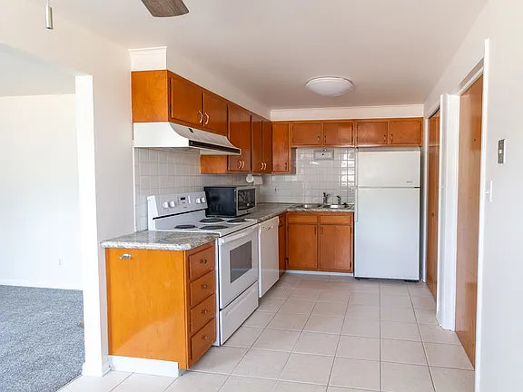 Undisclosed Address, Buffalo NY 14228