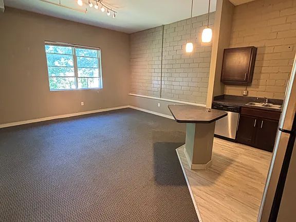 170 Florida St #202, Buffalo NY 14208