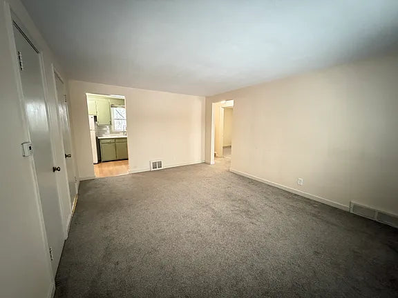 2 bed 1 bath- 48 Layton Ave #2, Amherst, NY 14226