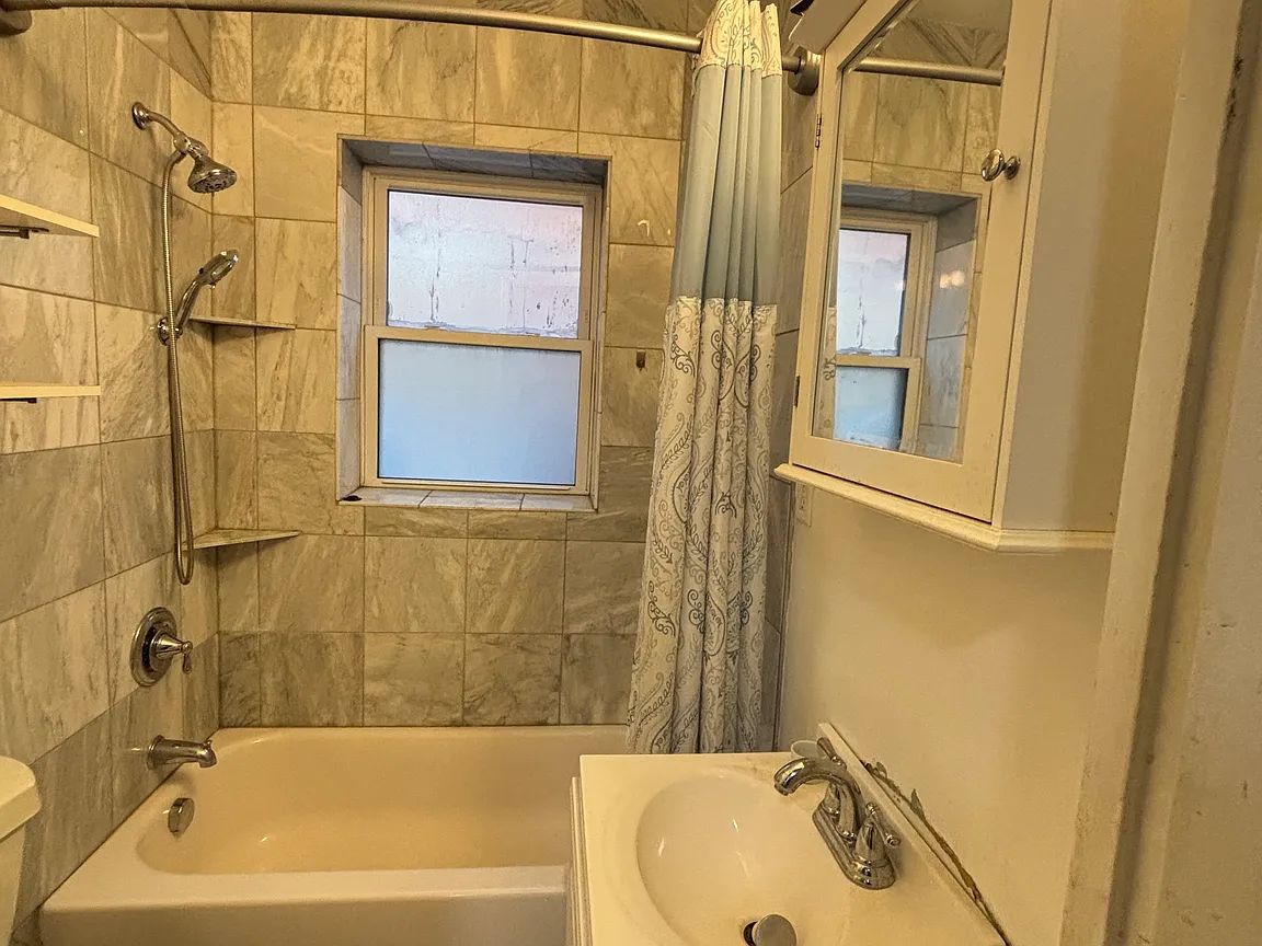 244 Allen St #1, Buffalo, NY 14201