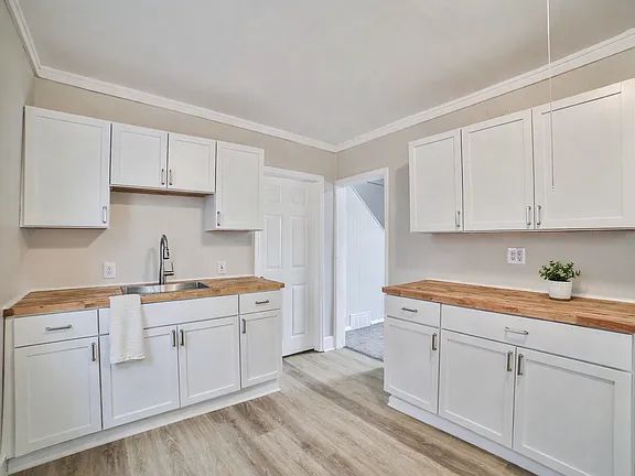 2 bed 1 bath - 247 Barton St Unit 1, Buffalo, NY 14213