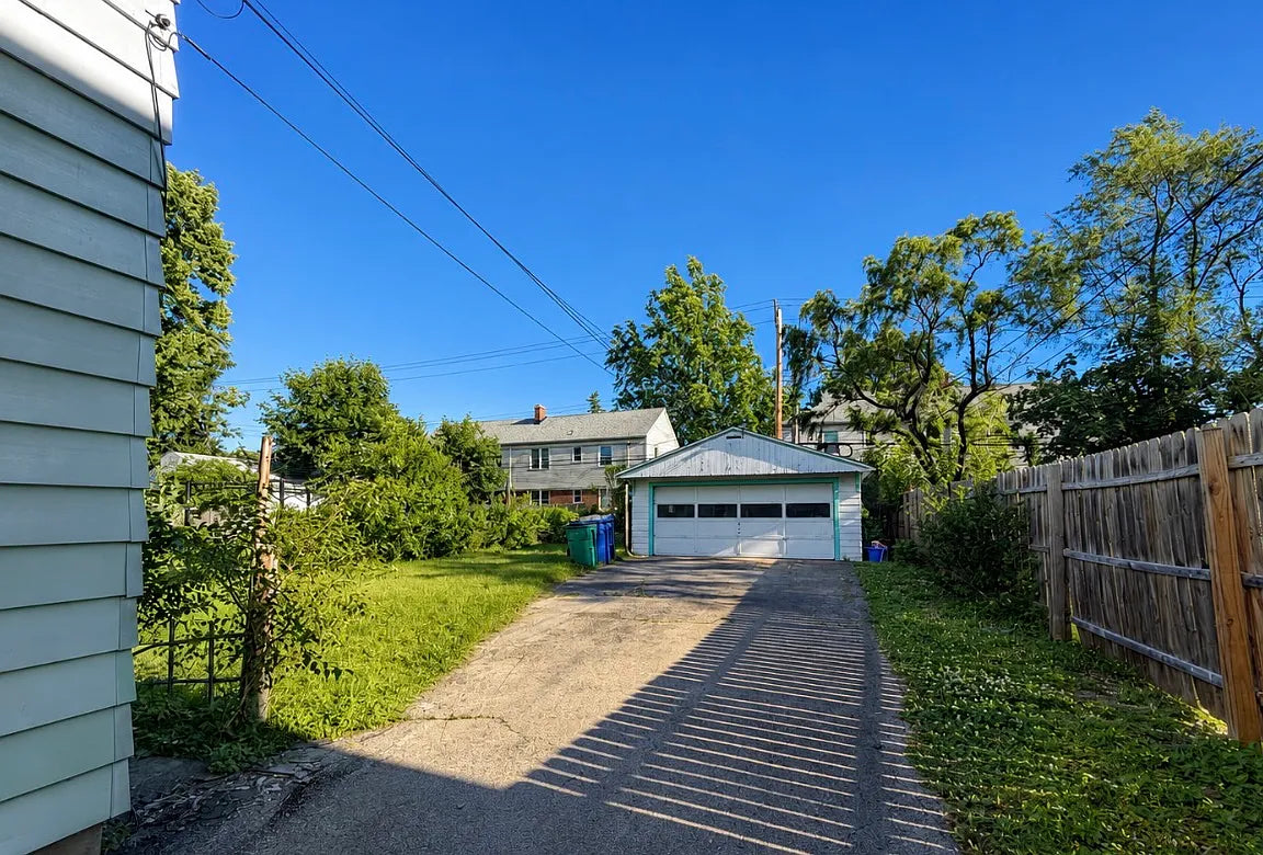 2 bed 1 bath - 135 Kimberly Ave Floor 1, Buffalo, NY 14220