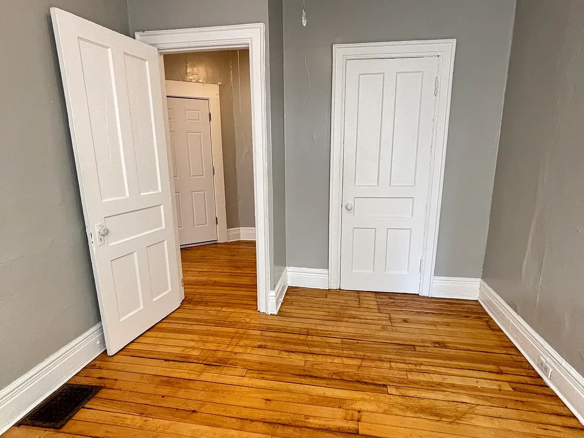 721 Ashland Ave #2F, Buffalo, NY 14222