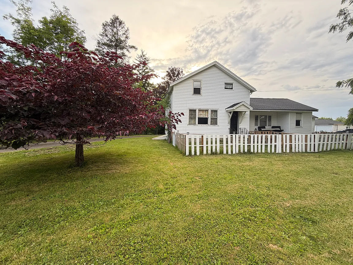 1 bed 1 bath - 75 Schaefer Rd Floor 2, Buffalo, NY 14218