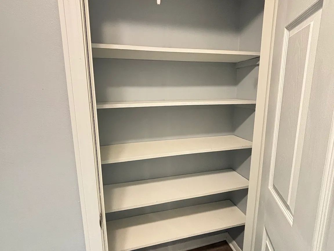 93 Iris Ave FLOOR 1, Buffalo, NY 14224