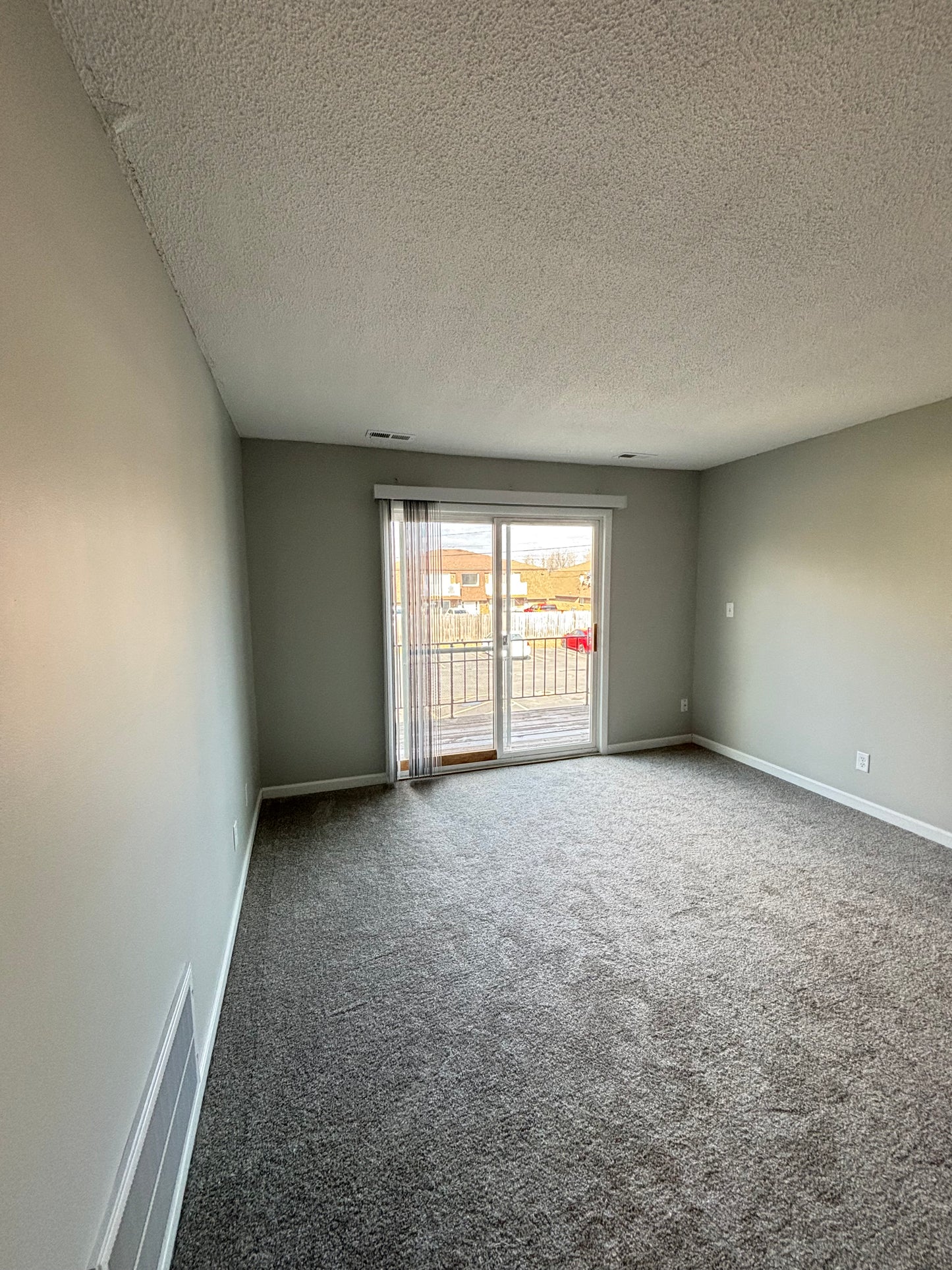 2 Bed, 1 Bath- 11 Robert Dr APT 208 Lancaster, NY 14086