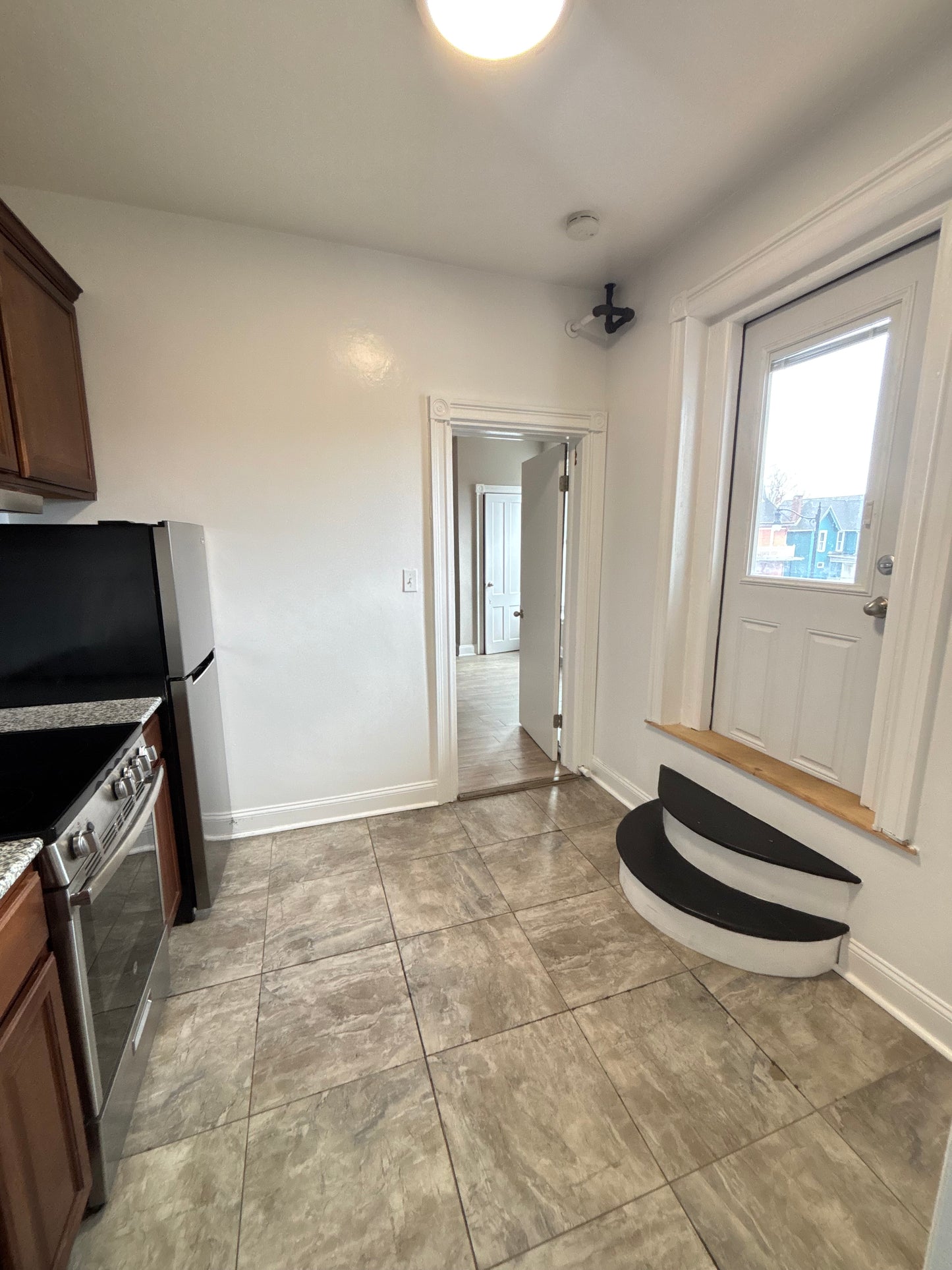 1 Bed, 1 Bath- 232 Richmond Ave #13, Buffalo, NY 14222
