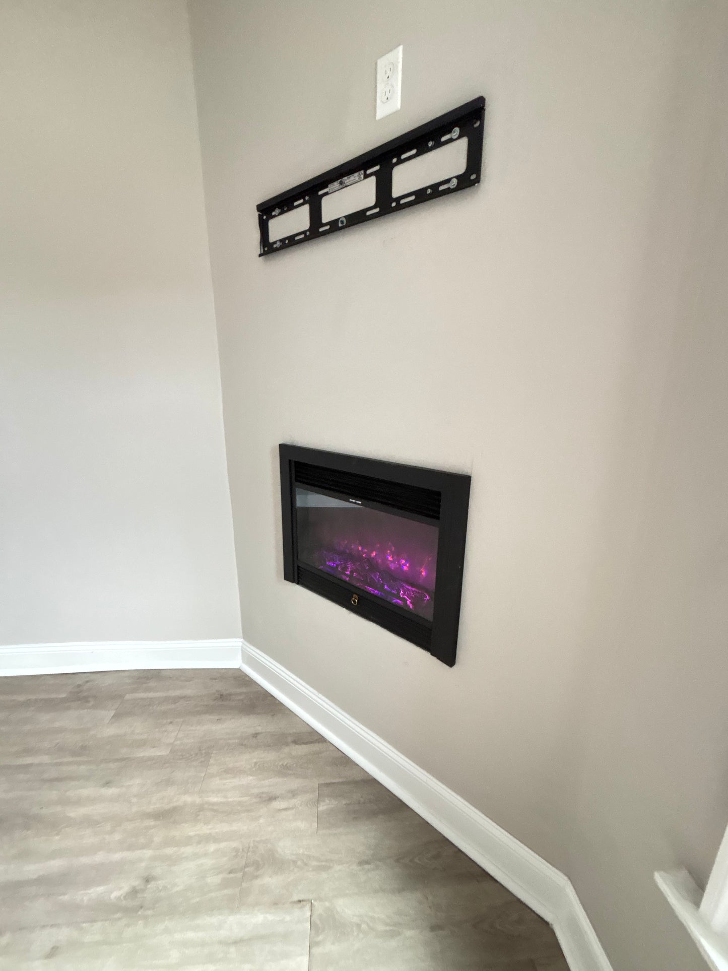 1 Bed, 1 Bath- 232 Richmond Ave #13, Buffalo, NY 14222