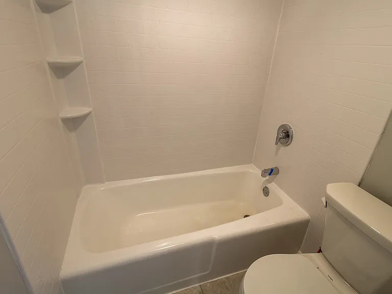 2 Bed, 1 Bath- 11 Robert Dr APT 113, Lancaster, NY 14086