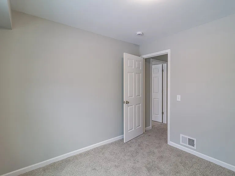 2 Bed, 1 Bath- 11 Robert Dr APT 113, Lancaster, NY 14086