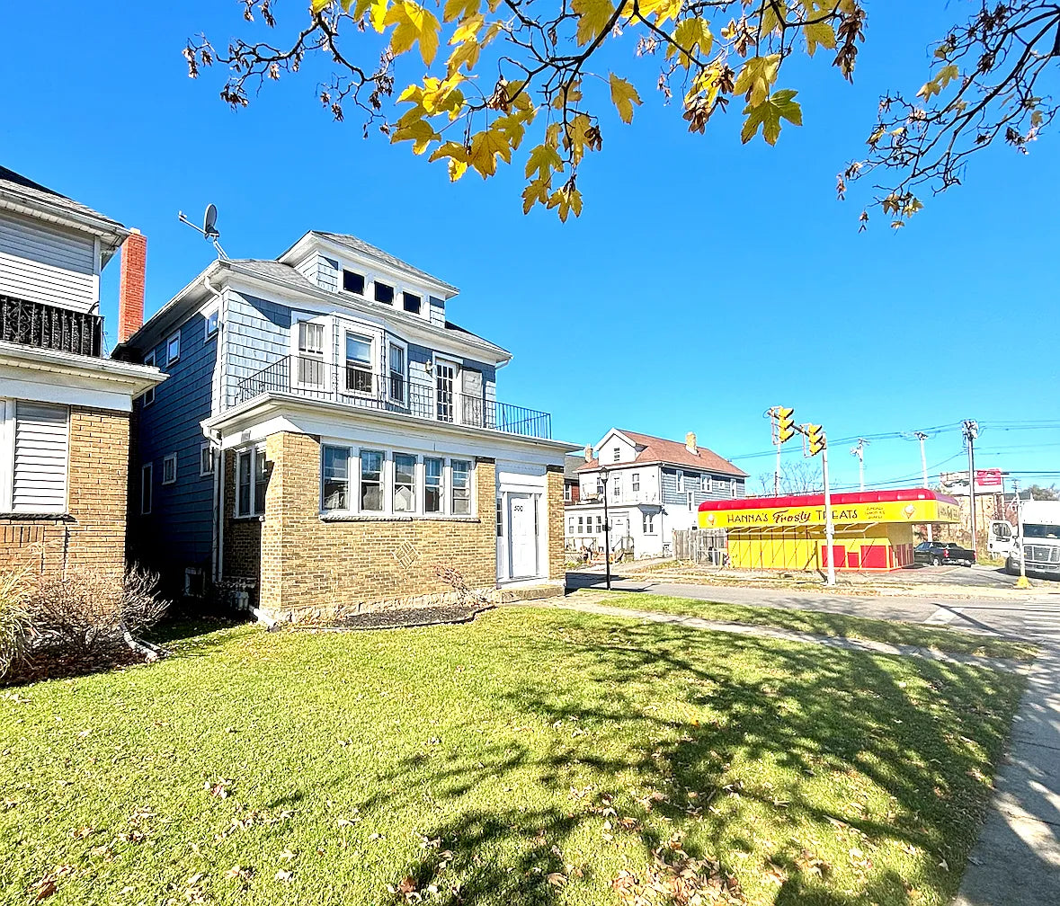 1 Bed, 1 Bath- 500 Colvin Ave #3, Buffalo, NY 14216