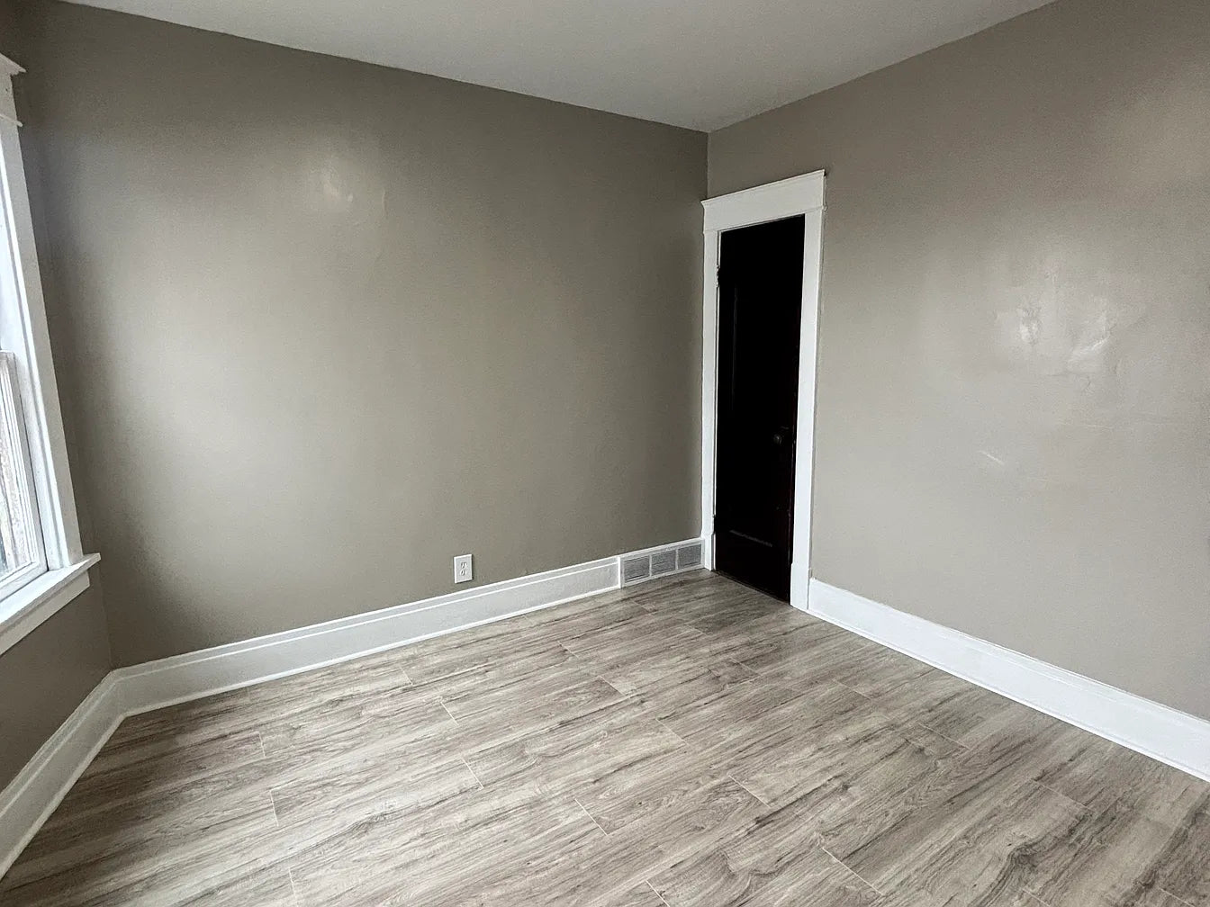 1 Bed, 1 Bath- 500 Colvin Ave #3, Buffalo, NY 14216