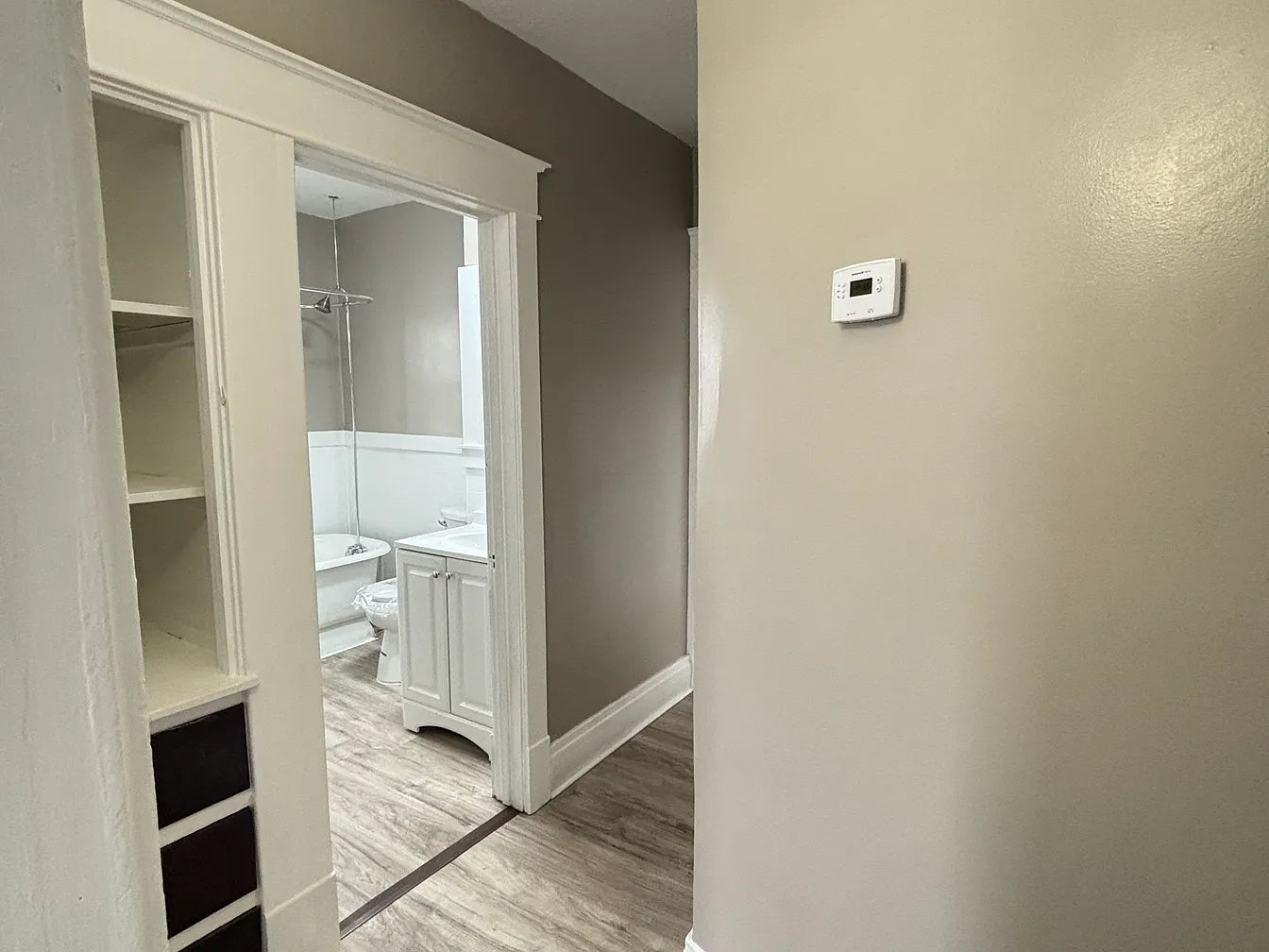 1 Bed, 1 Bath- 500 Colvin Ave #3, Buffalo, NY 14216