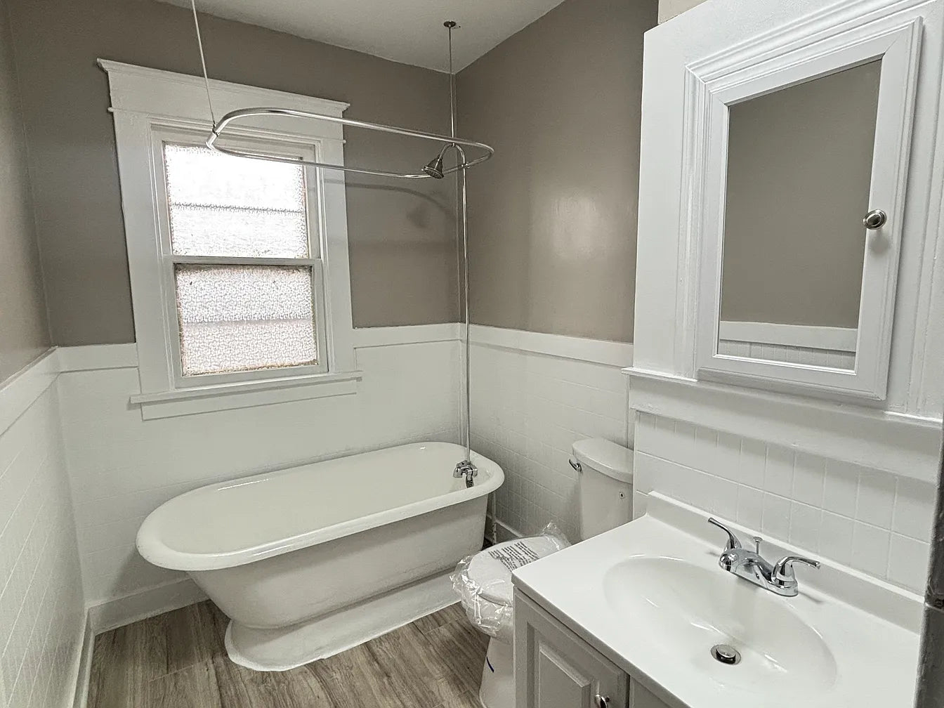 1 Bed, 1 Bath- 500 Colvin Ave #3, Buffalo, NY 14216