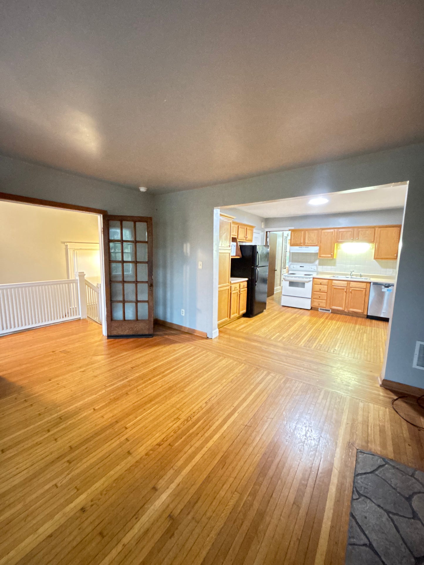 4 Bed, 1 Bath- 36 Eastwood Pl UNIT 2, Buffalo, NY 14208