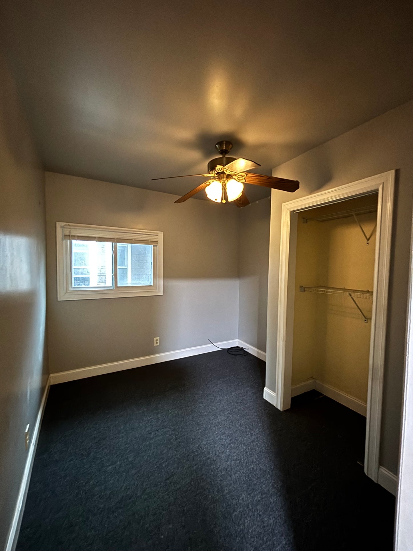 4 Bed, 1 Bath- 36 Eastwood Pl UNIT 2, Buffalo, NY 14208