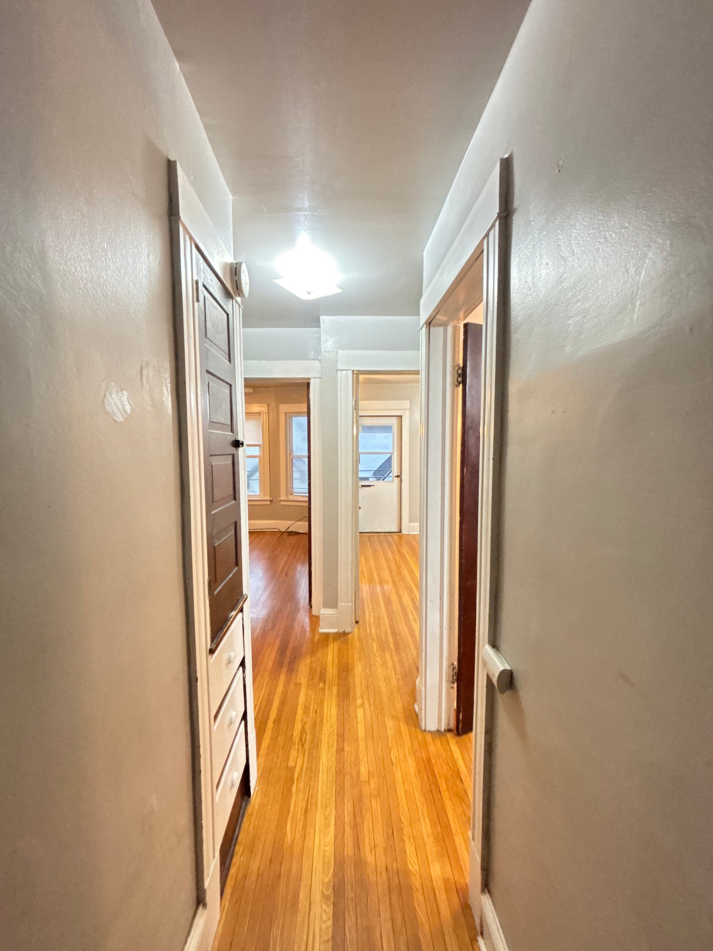 4 Bed, 1 Bath- 36 Eastwood Pl UNIT 2, Buffalo, NY 14208