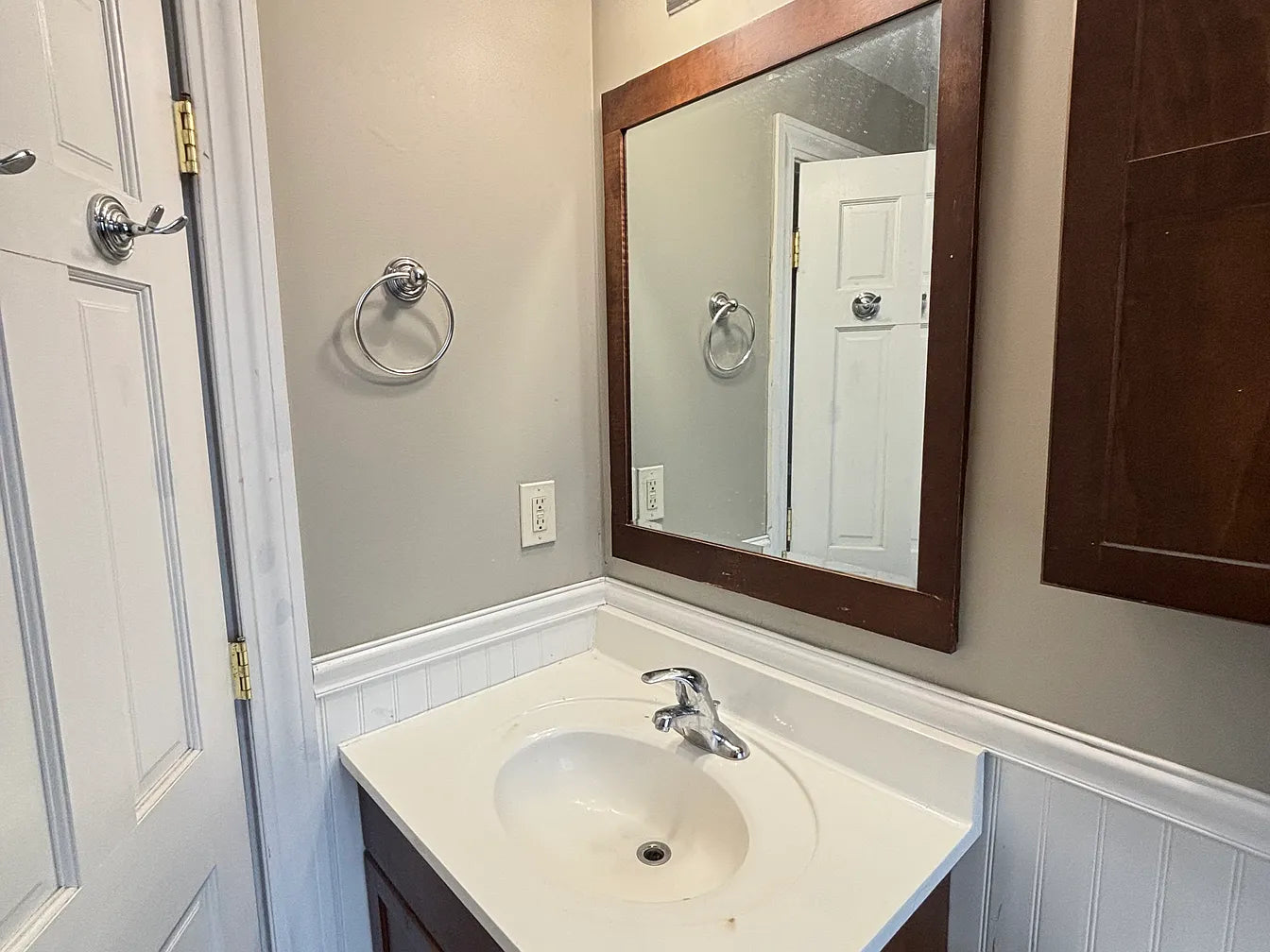 2 Beds, 1 Bath- 38 Dakota St #110, Buffalo, NY 14216