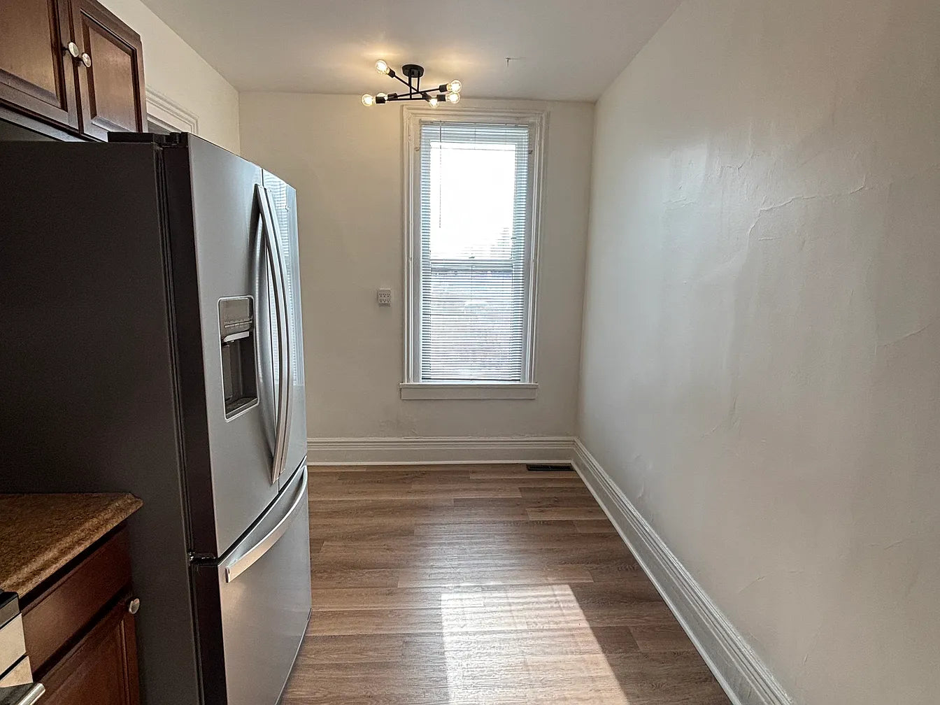 1 Bed, 1 Bath- 152 Park St #4, Buffalo, NY 14201
