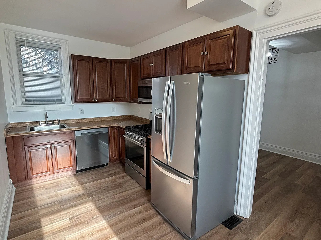 1 Bed, 1 Bath- 152 Park St #4, Buffalo, NY 14201