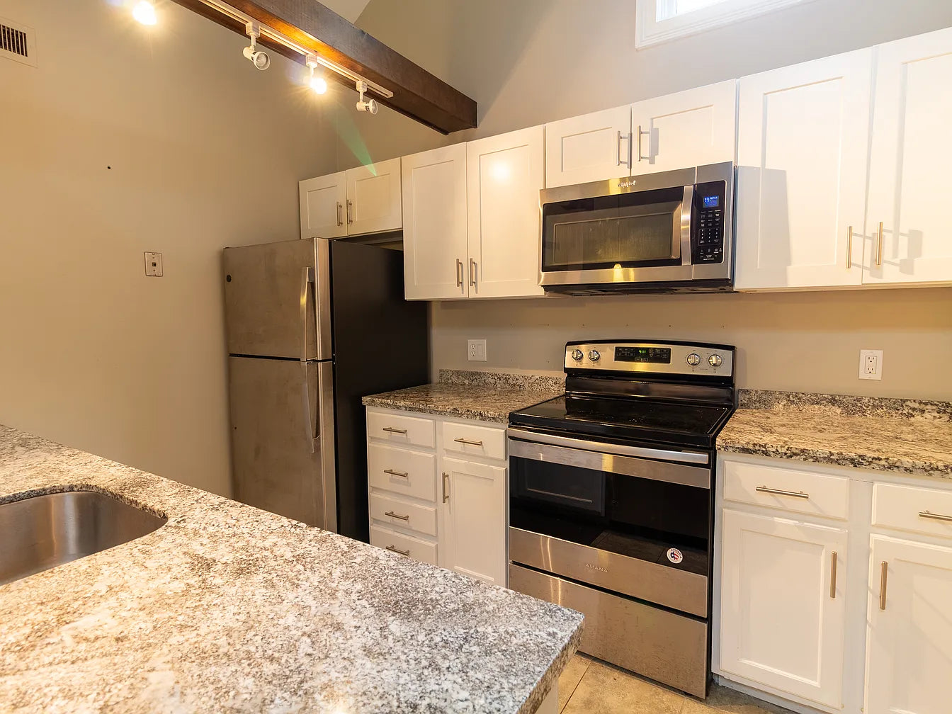2 Beds, 1.5 Bath- 12 Northwood Dr #12, Buffalo, NY 14221