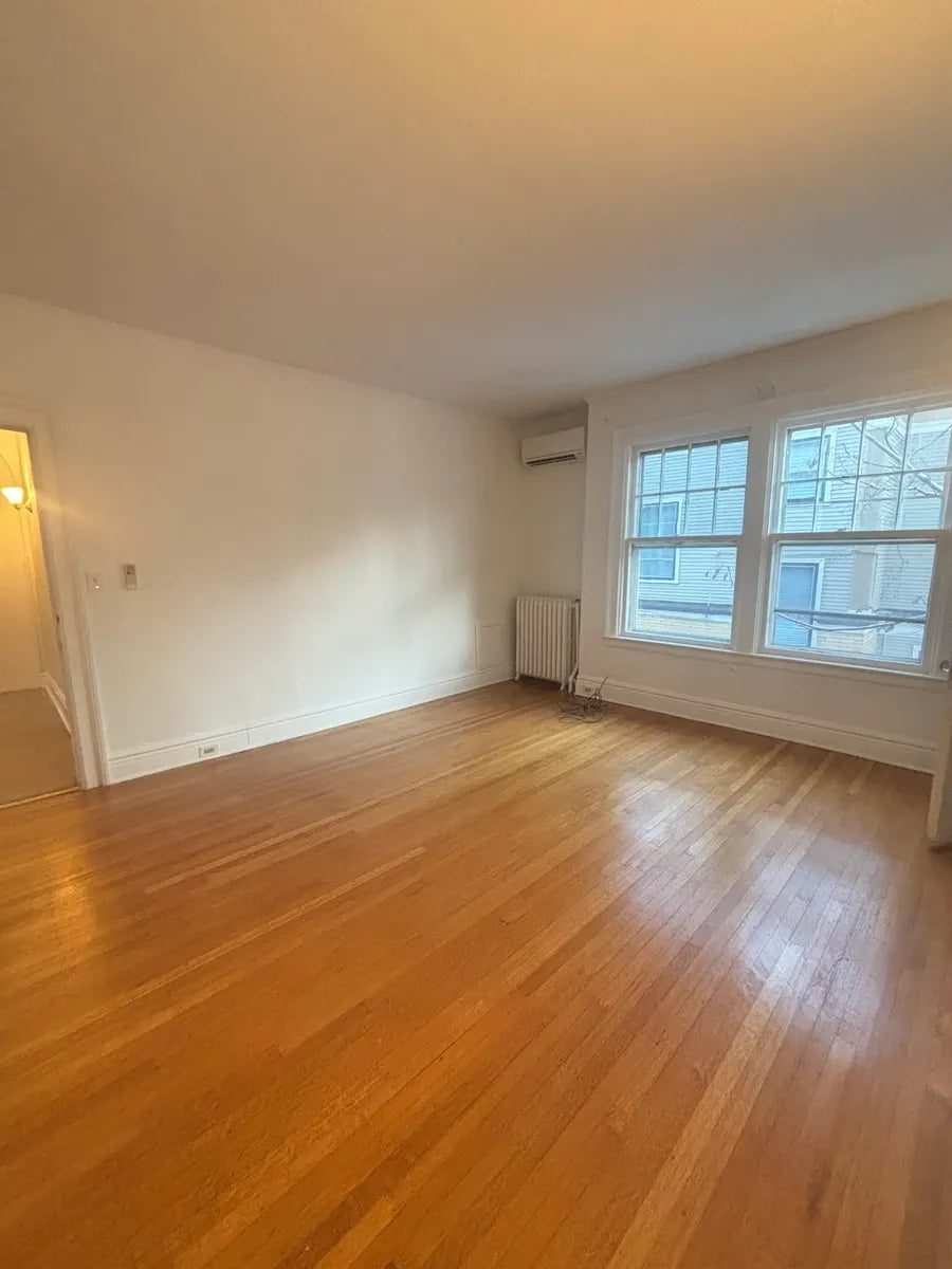 2 Bed, 2 Bath- 444 Linwood Ave #2 Buffalo, NY 14209