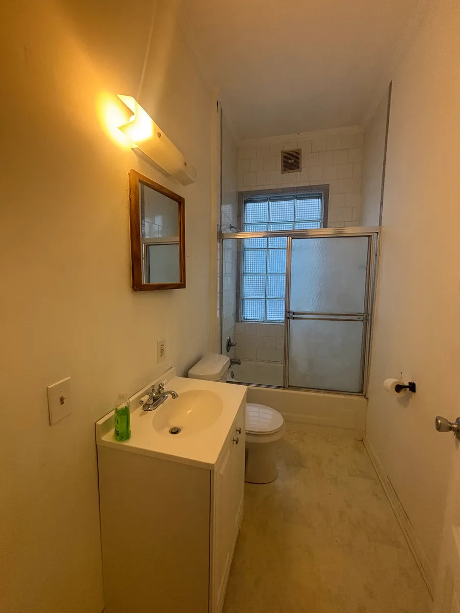 2 Bed, 2 Bath- 444 Linwood Ave #2 Buffalo, NY 14209