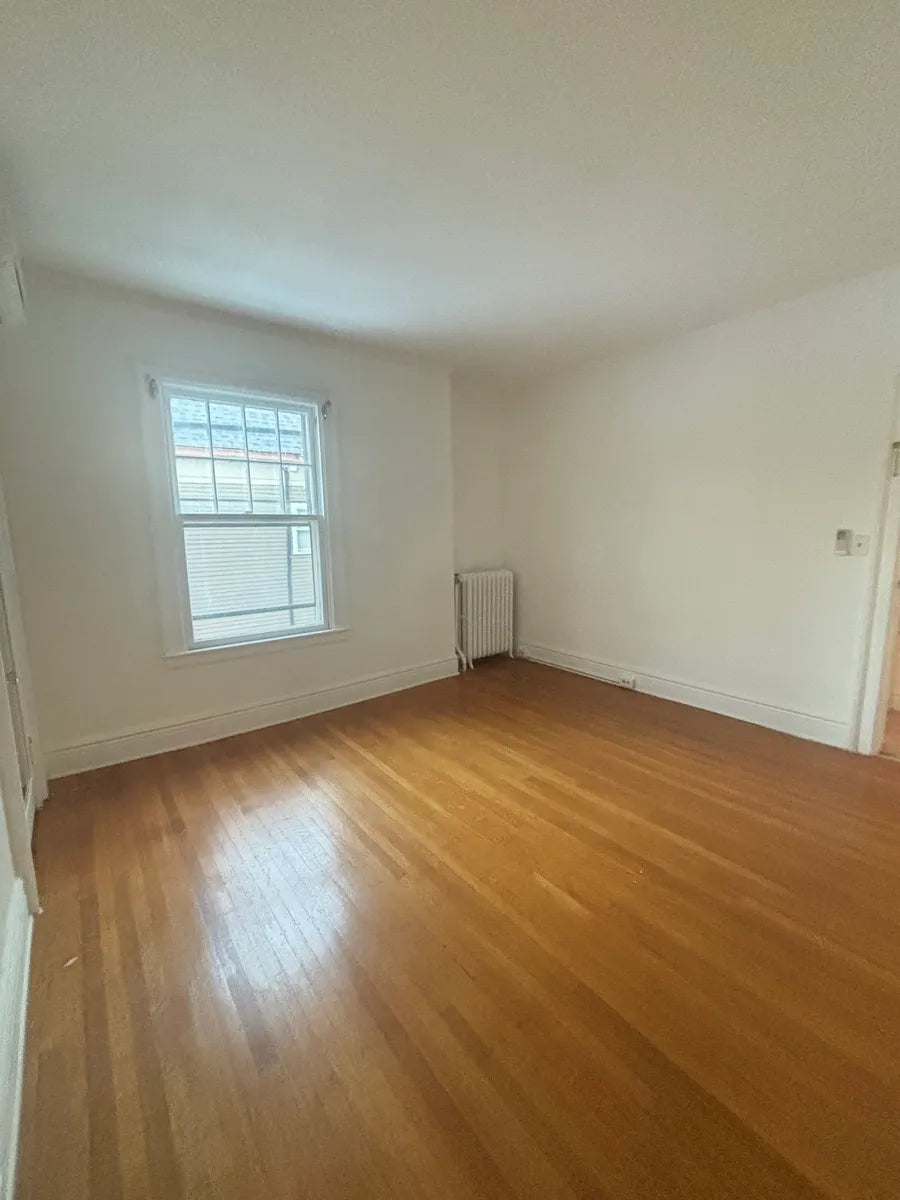 2 Bed, 2 Bath- 444 Linwood Ave #2 Buffalo, NY 14209