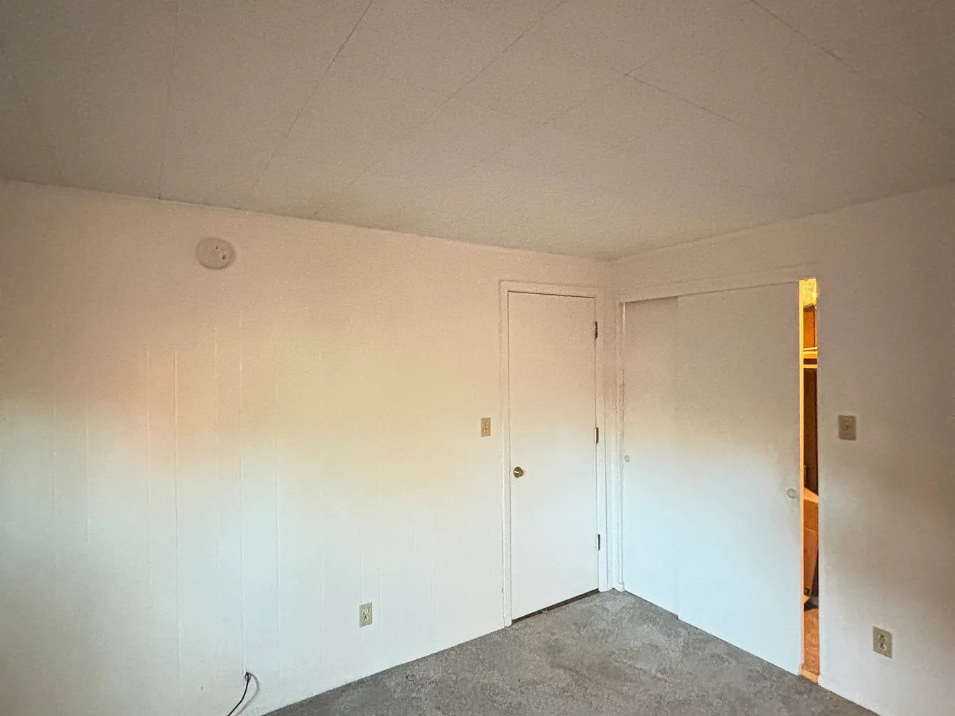 Studio, 1 Bath- 96 Crescent Ave APT 2, Buffalo, NY 14214