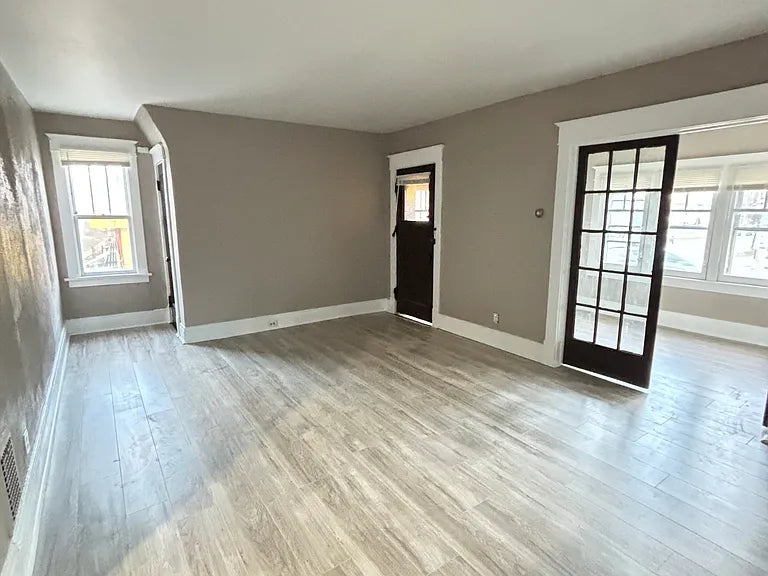 1 Bed, 1 Bath- 500 Colvin Ave APT 1, Buffalo, NY 14216