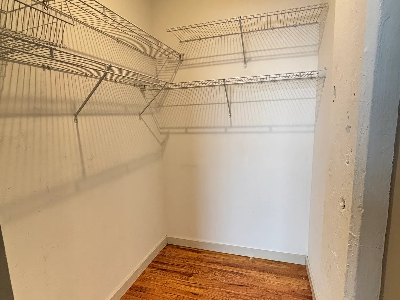 2 Bed, 1 Bath- 170 Florida St #216, Buffalo, NY 14208