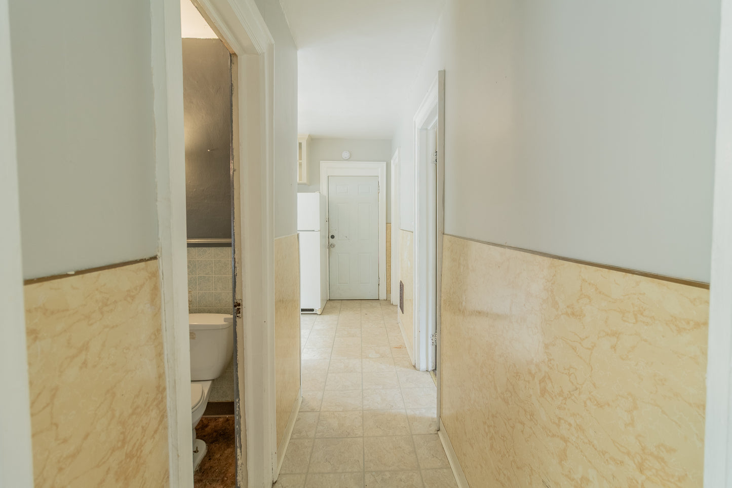 3 Bed, 1 Bath- 62 Pomona Pl UNIT 2, Buffalo, NY 14210