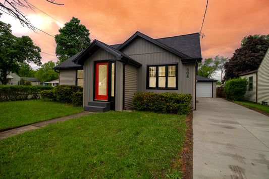 3 Bed, 1 Bath- 508 Sweet Home Rd, Amherst, NY 14226