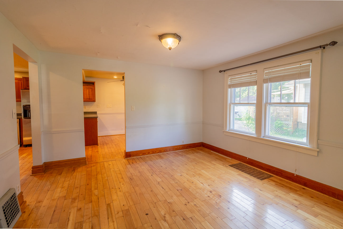706 Nash Rd, North Tonawanda, NY 14120