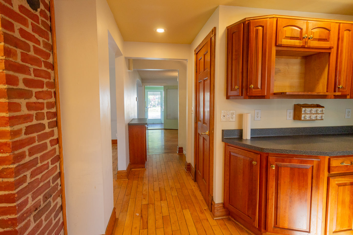 706 Nash Rd, North Tonawanda, NY 14120