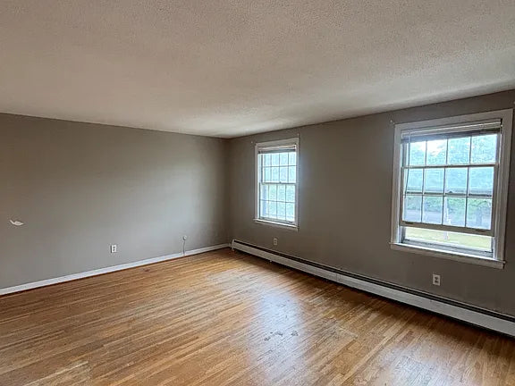 2685 Elmwood Ave APT 3, Buffalo NY 14217