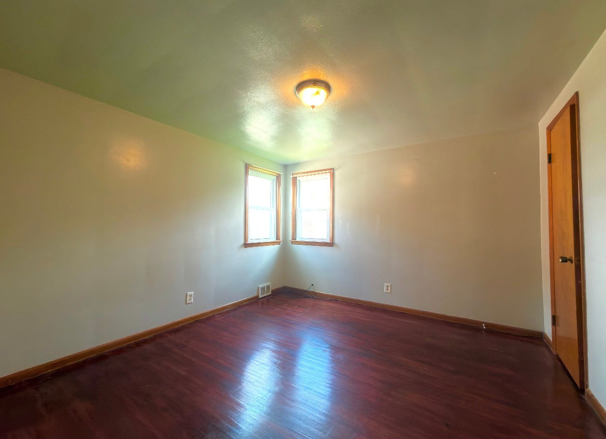 3 bed 1 bath - 27 Beechwood Place Lower Buffalo, NY 14225
