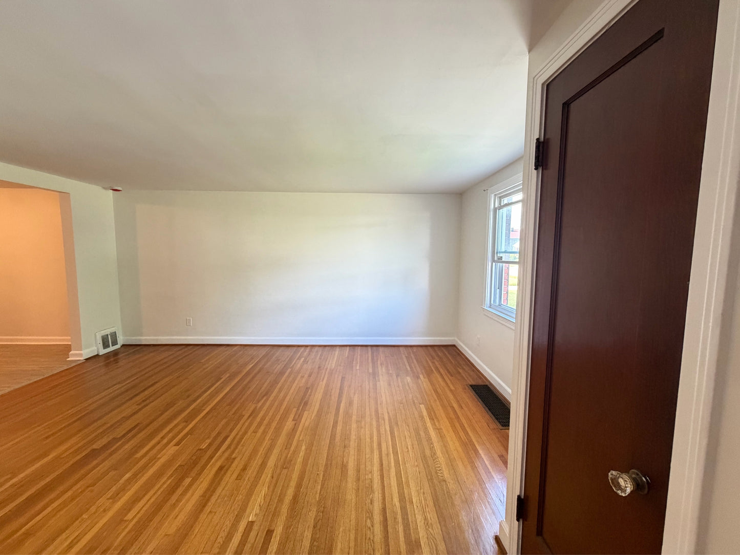 2 bed 1.5 bath - 26 Janet Street -Right Buffalo, NY 14215