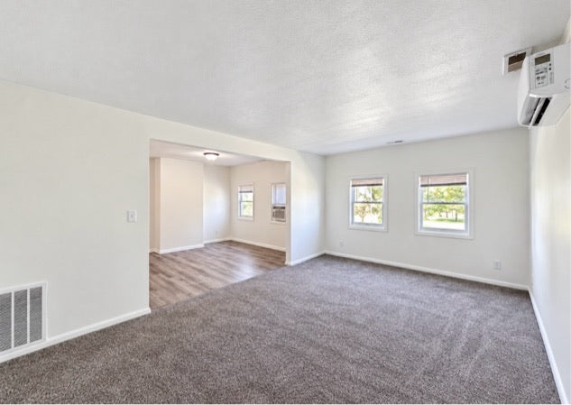 3 bed 1 bath - 5714 Buffalo Avenue - 2 Niagara Falls, NY 14304
