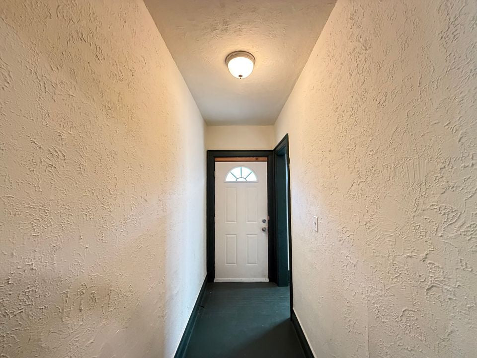 3 bed 1 bath - 67 Barton St, APT 1, Buffalo, NY 14213