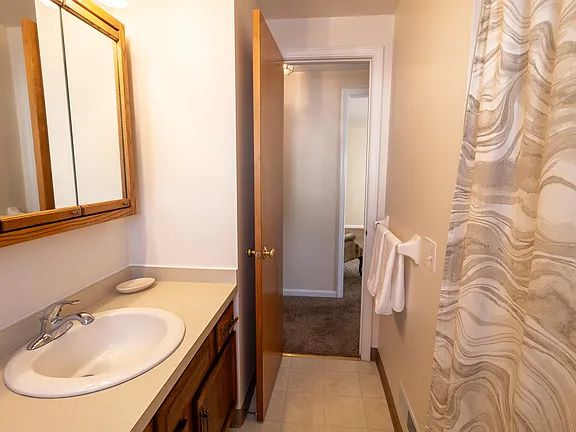 Undisclosed Buffalo, NY 14225