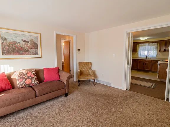 Undisclosed Buffalo, NY 14225