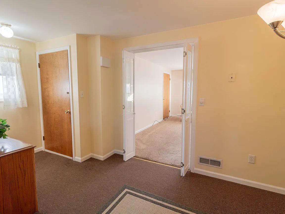 Undisclosed Buffalo, NY 14225