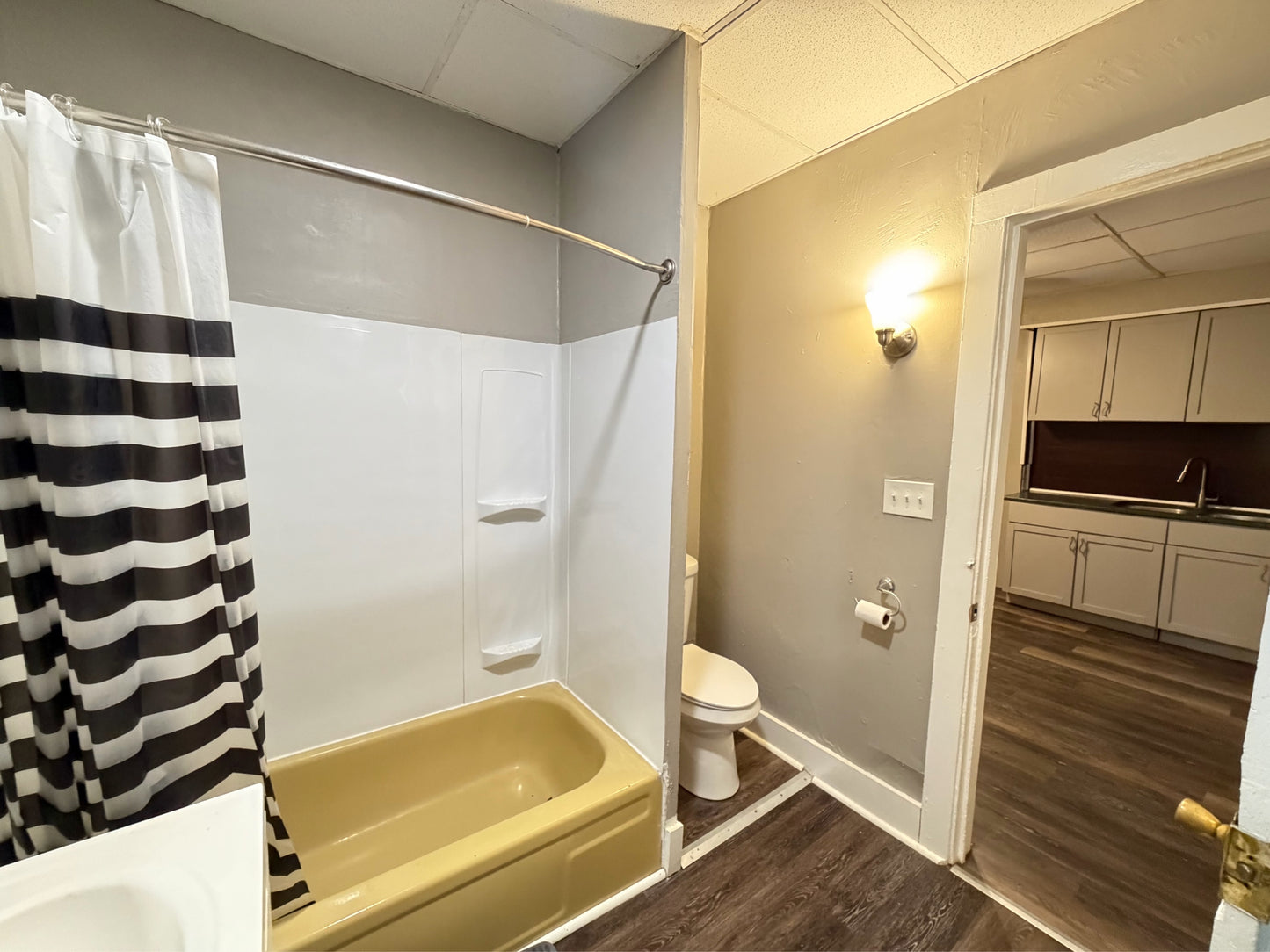 3 bed 1 bath - 321 Washburn Street - 1 Lockport, NY 14094