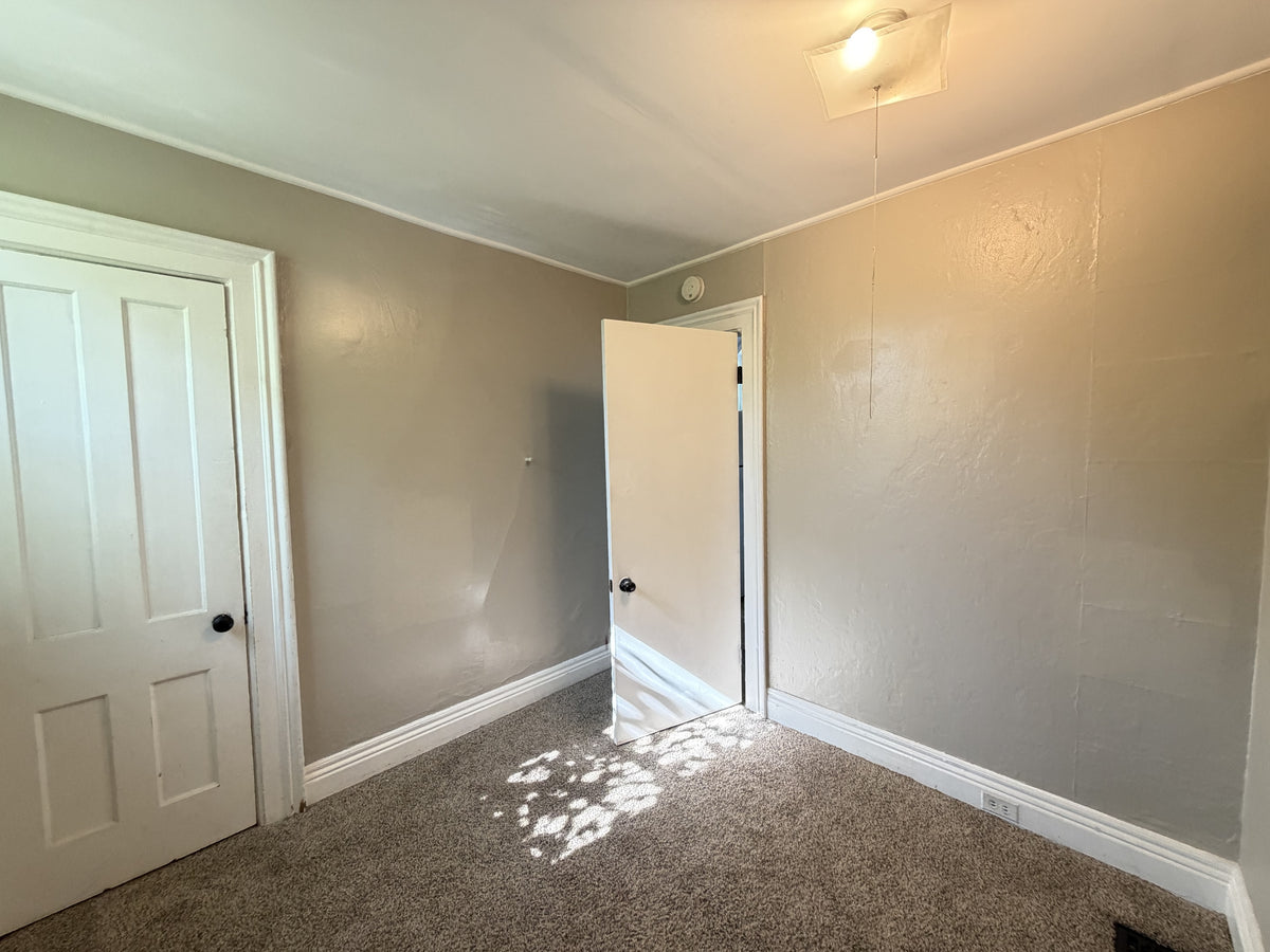 3 bed 1 bath - 364 Fargo Avenue - 2 - Upper Buffalo, NY 14213