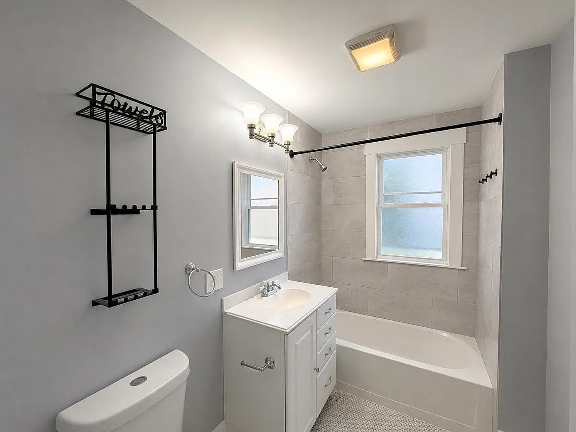 3 bed 1 bath - 80 Dewitt St, # 1, Buffalo, NY 14213