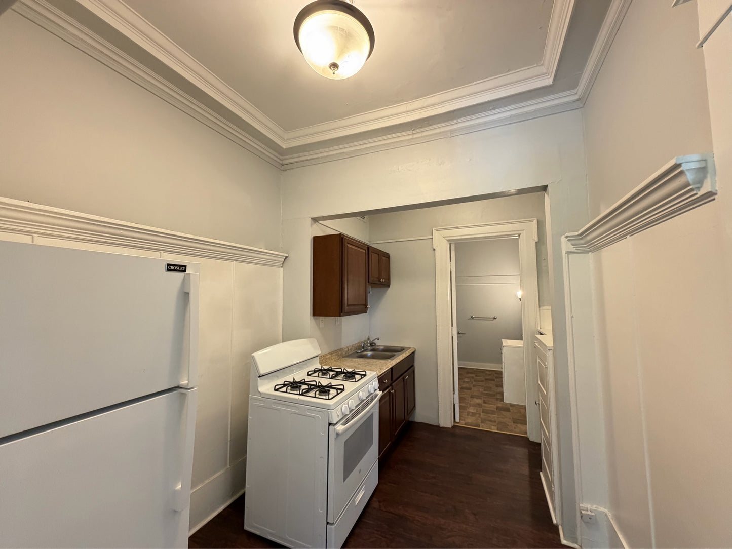 1 bed 1 bath - 479 Delaware Avenue - 5 Buffalo, NY 14202