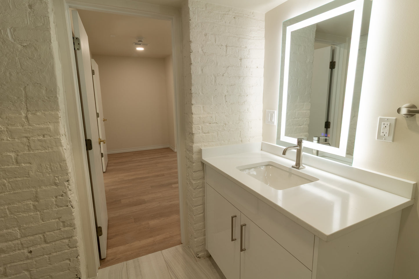 2 bed 2 bath - 17 North Pearl Street - 1 Buffalo, NY 14202