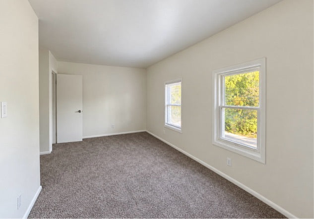 3 bed 1 bath - 5714 Buffalo Avenue - 2 Niagara Falls, NY 14304