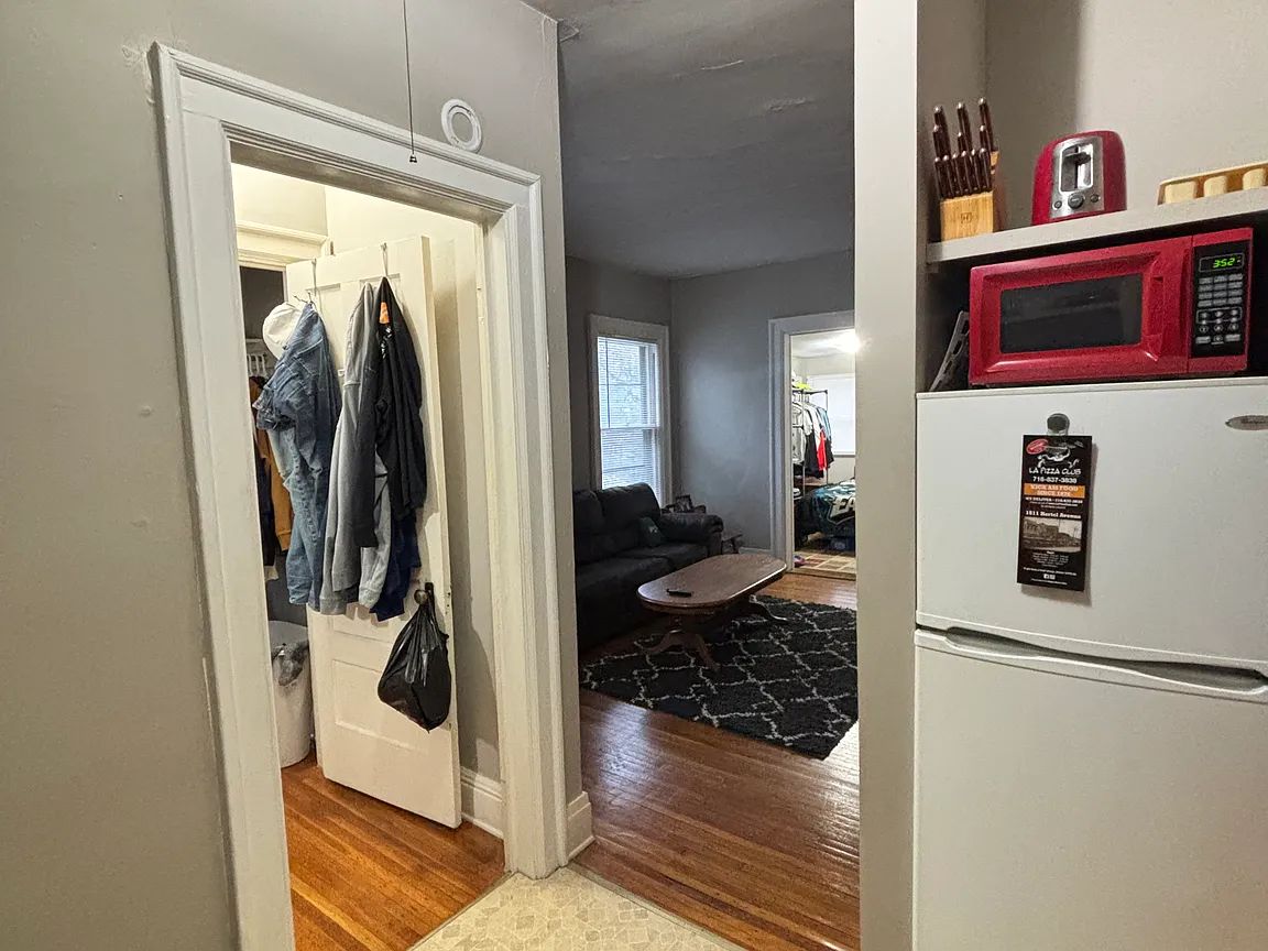 114 Crescent Ave APT 3, Buffalo, NY 14214